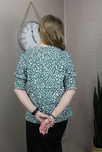 Load image into Gallery viewer, Green Leopard Print Shirred Cuff 3/4 Sleeve Blouse- S, M
