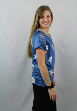 Load image into Gallery viewer, Sky Blue Foral Print Top (M-3X)
