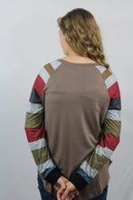 Load image into Gallery viewer, Color Block Long Sleeve Top- M
