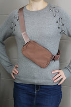 Load image into Gallery viewer, Brown crossbody bag
