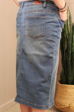 Load image into Gallery viewer, Vintage Wash Stretch Denim Midi Skirt (S-3X)
